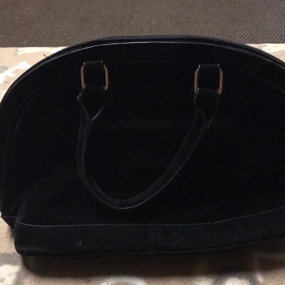 Handbag - Picture 2 of 3